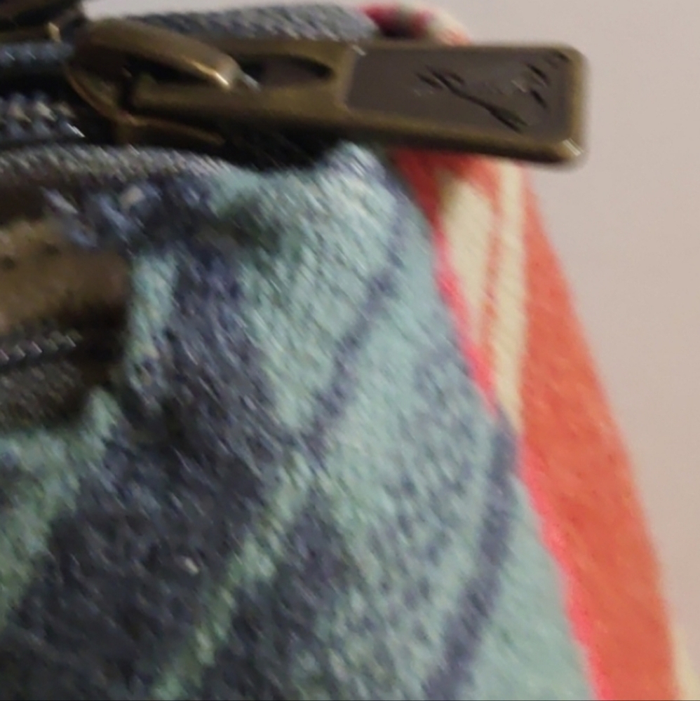 Pendleton Multicolor Crossbody Bag - Picture 8 of 14